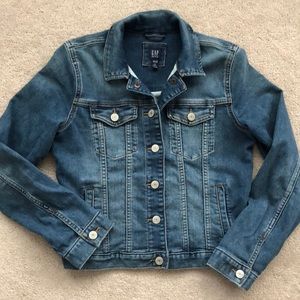 GAP Kids stretchy denim jacket size XXL